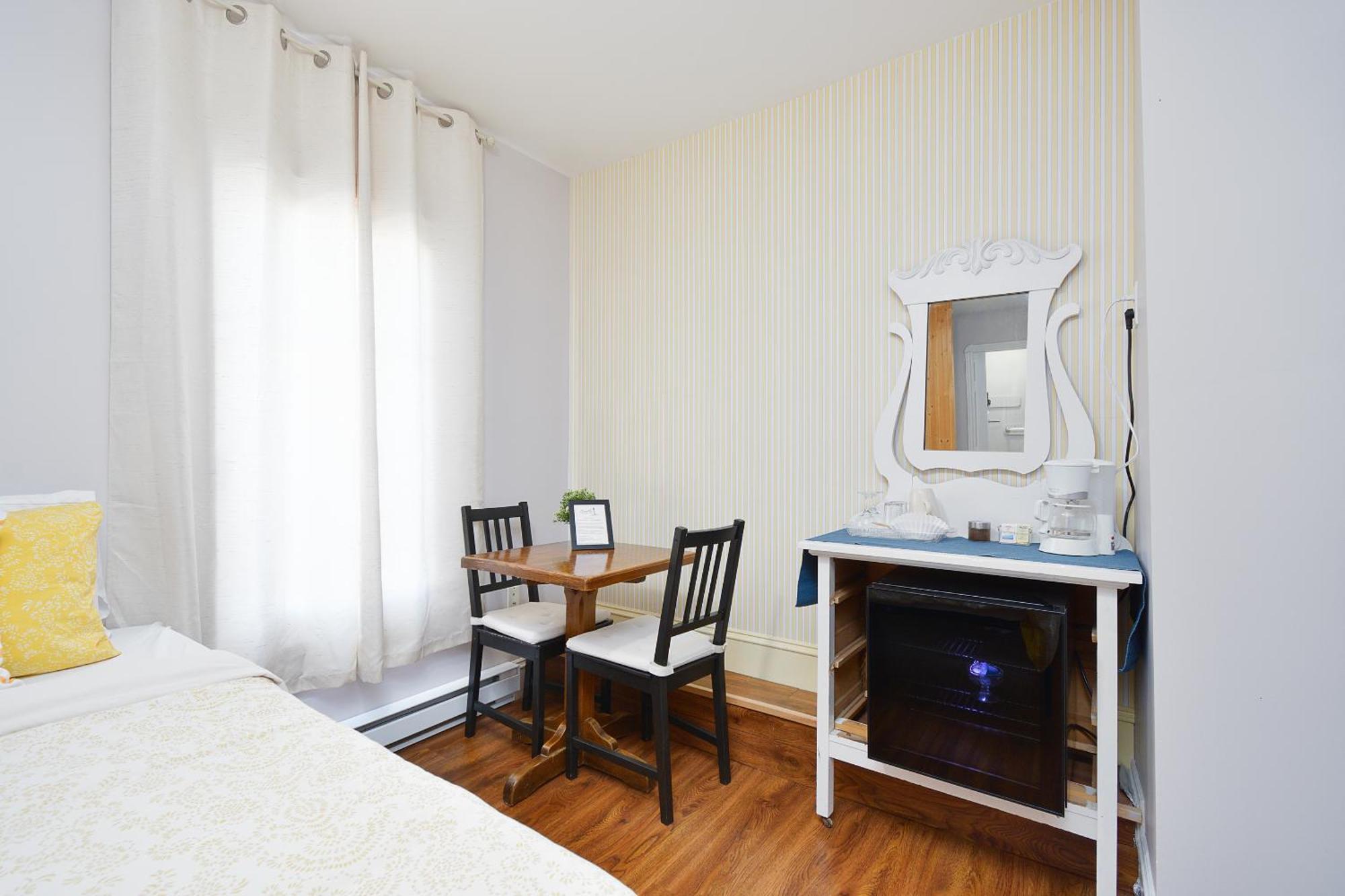 Pepperell Place Inc. St. Peter's