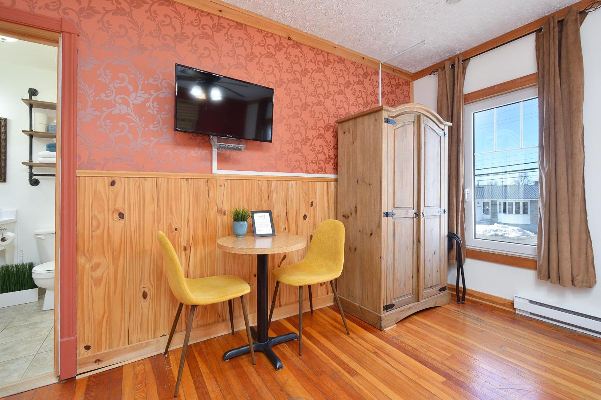 Pepperell Place Inc. Inn